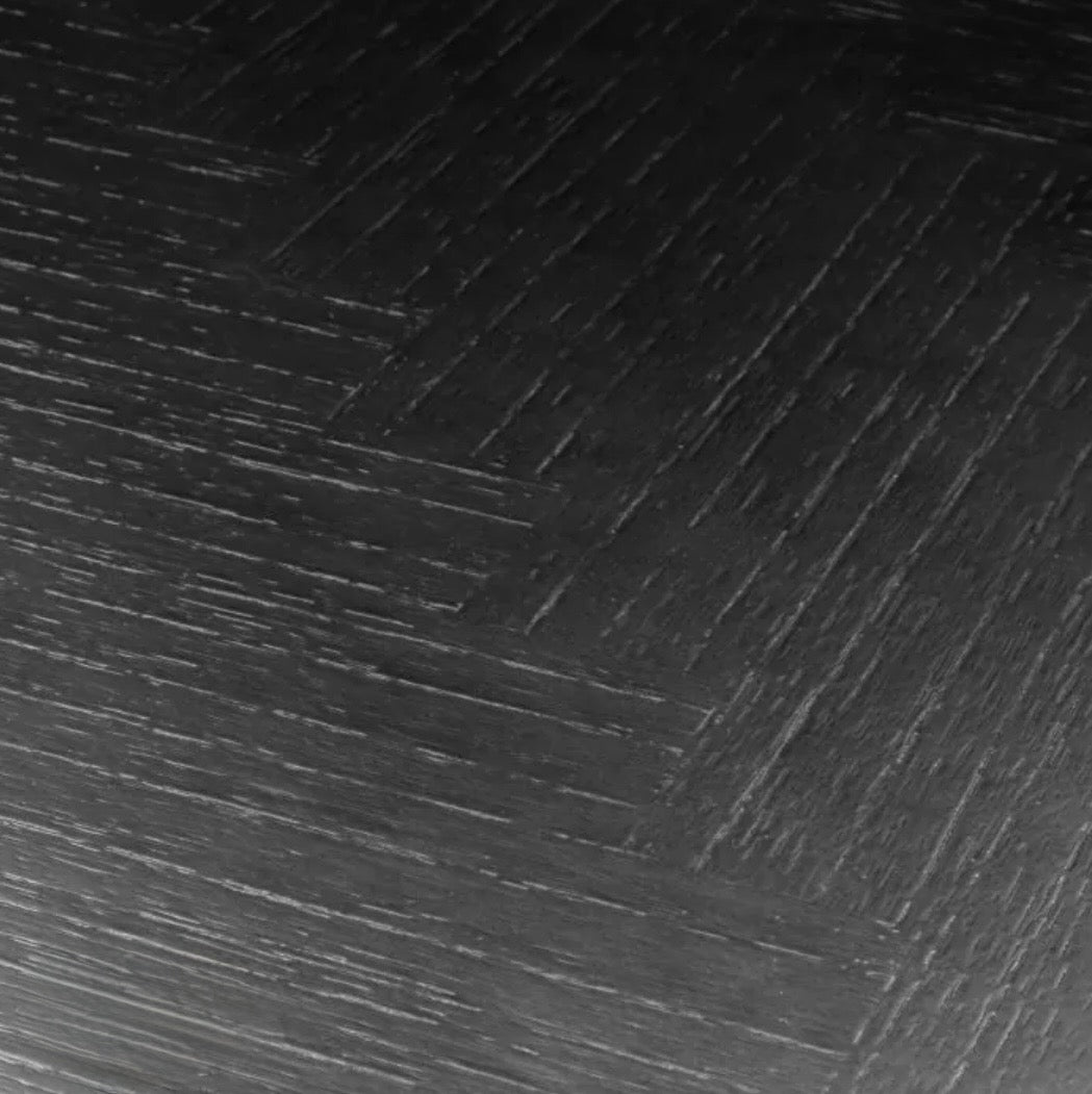 Dining Table Levante