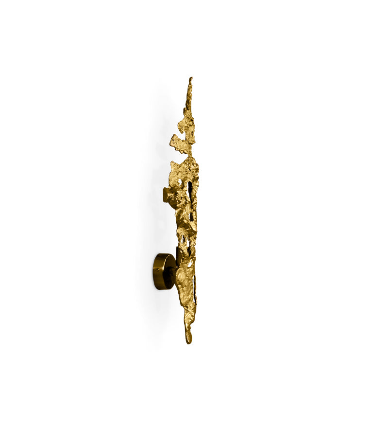 Cay Wall Lamp by Brabbu