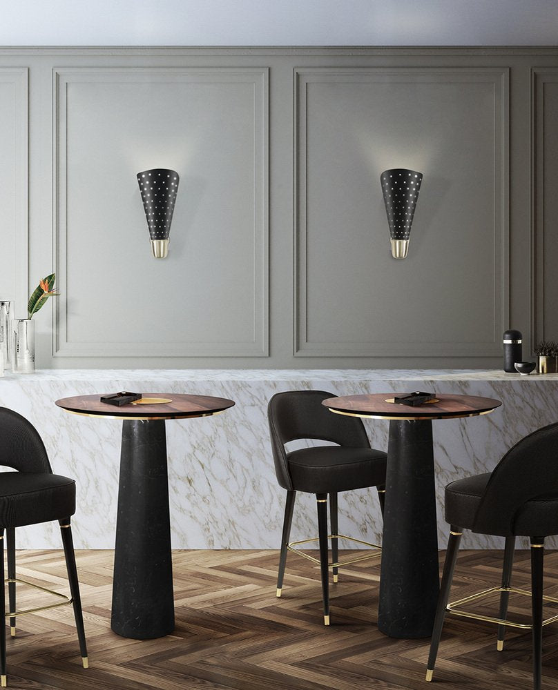 Dizzy Wall Light by Delightfull