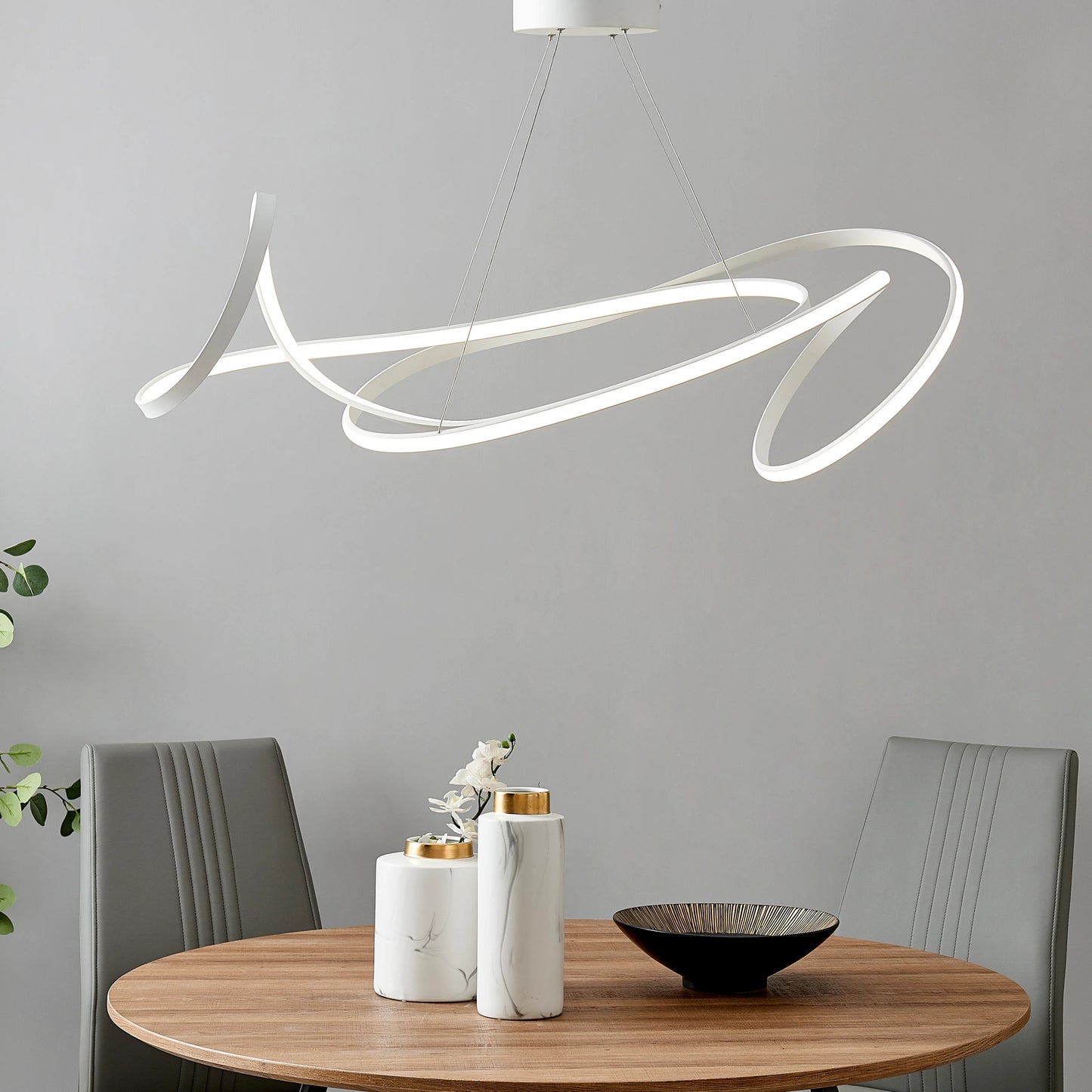 White Moscow LED Chandelier