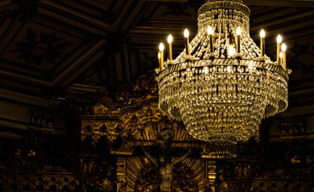 Traditional - Wiggins Chandelier