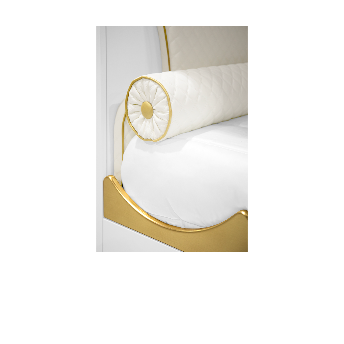 Kings & Queens Castle Bed