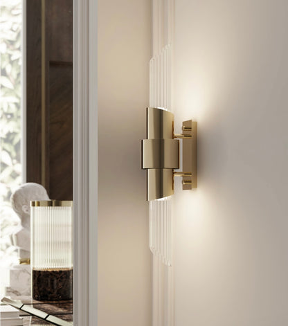 Tycho Small Wall Lamp by Luxxu