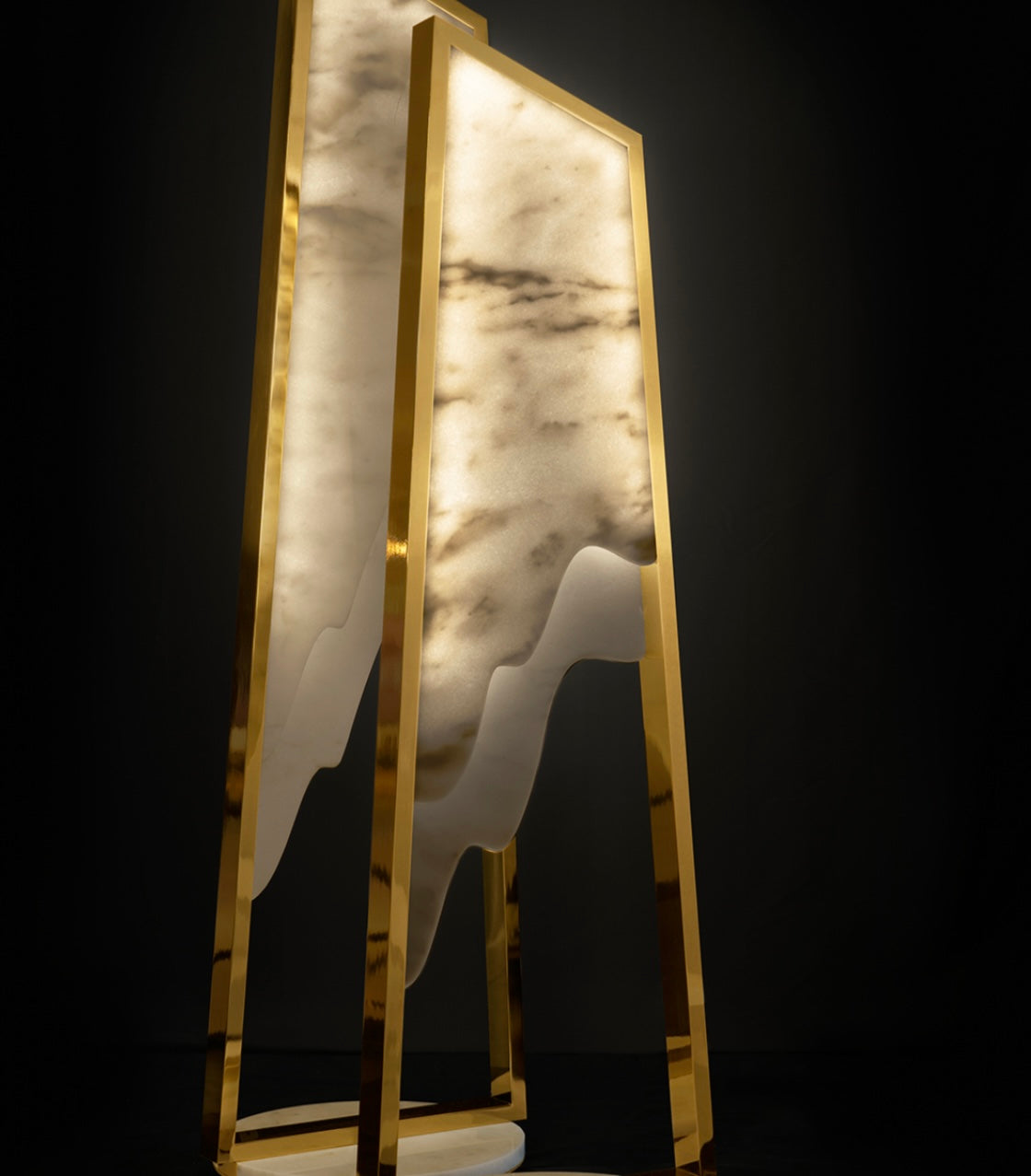 Magna II Floor Lamp