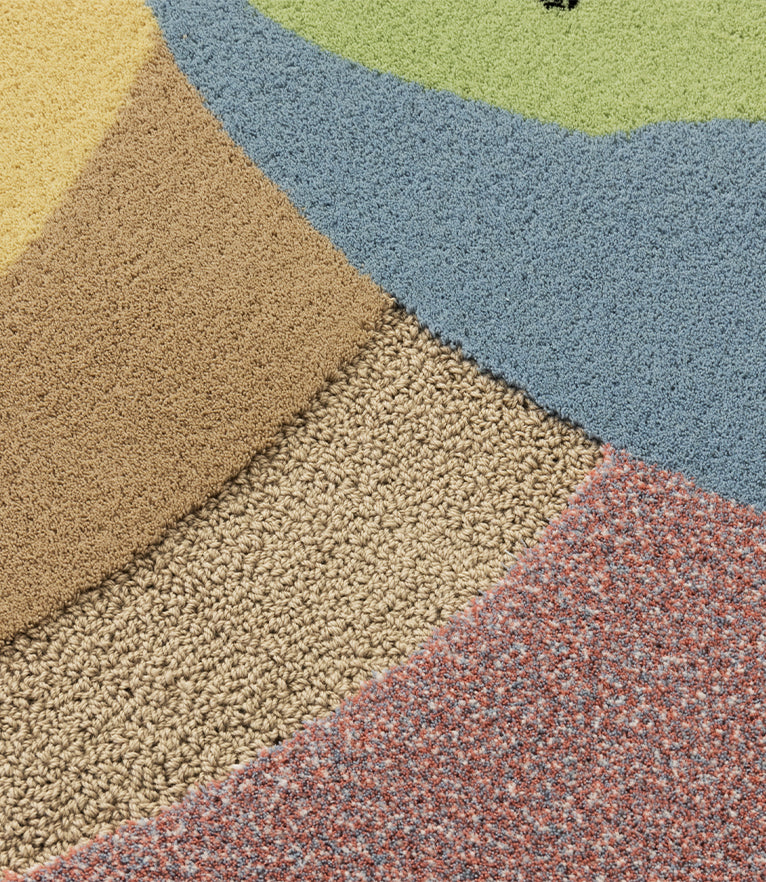 IV Planets Round Rug