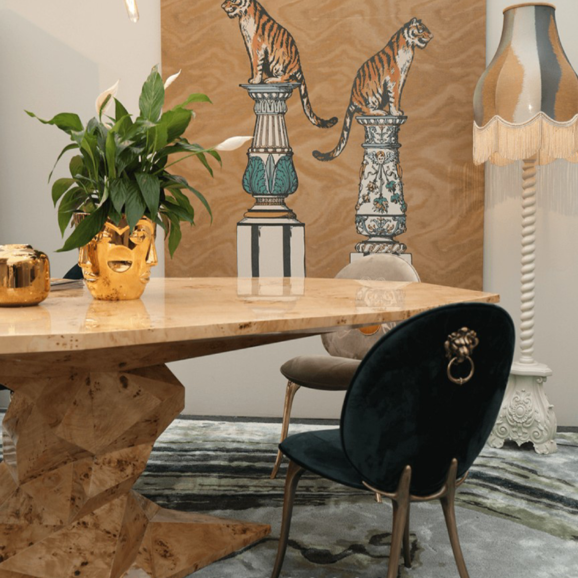 BONSAI DINING TABLE