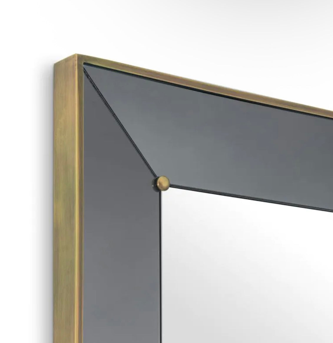 Mirror Bellana