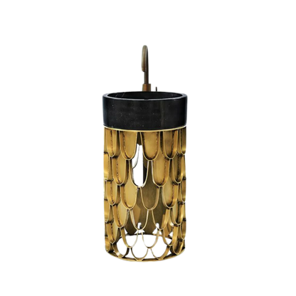 Koi Freestanding