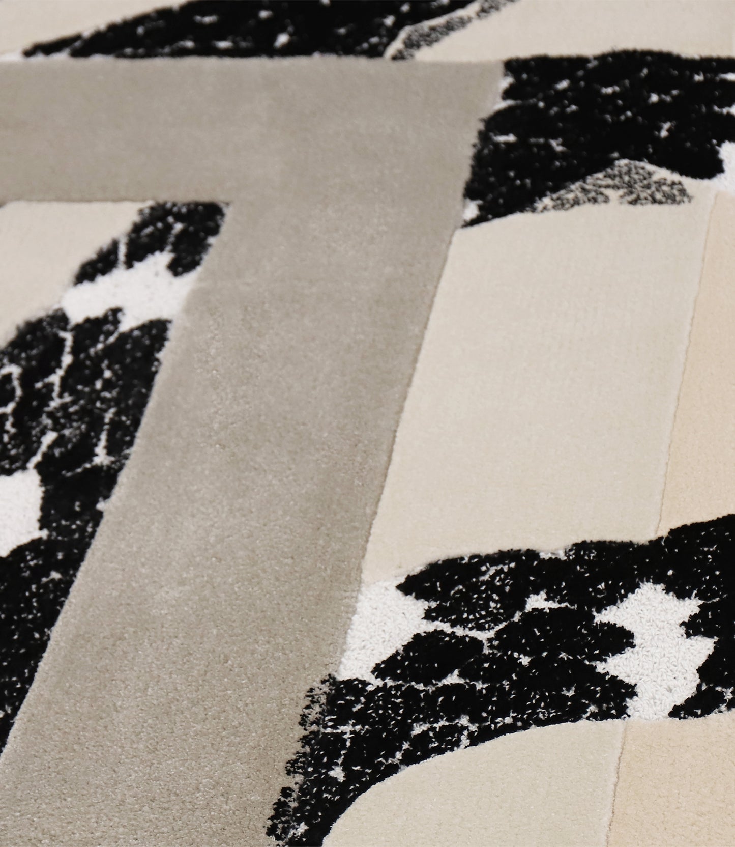 Imperial Snake Rug