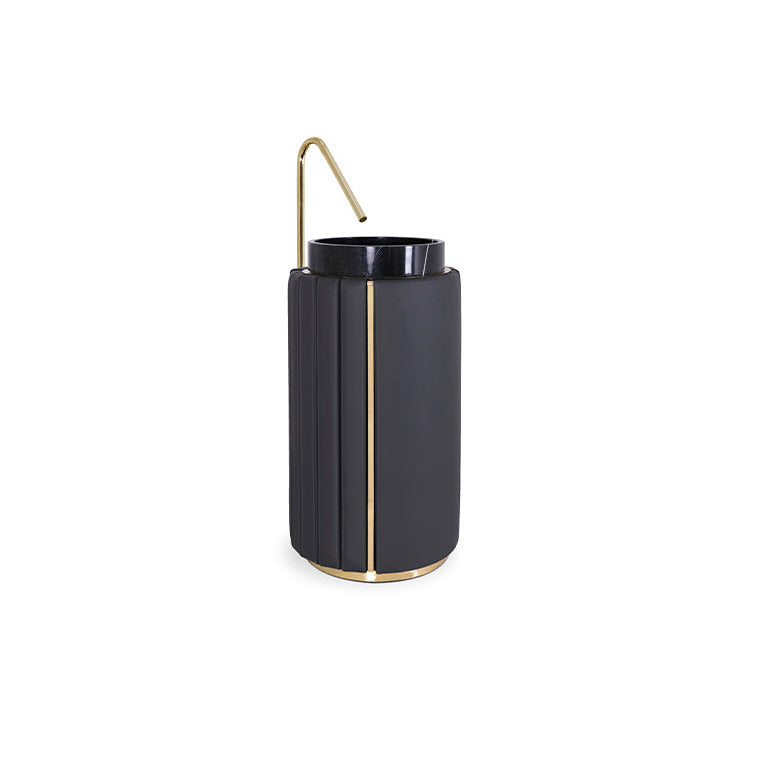 Darian Pedestal Sink