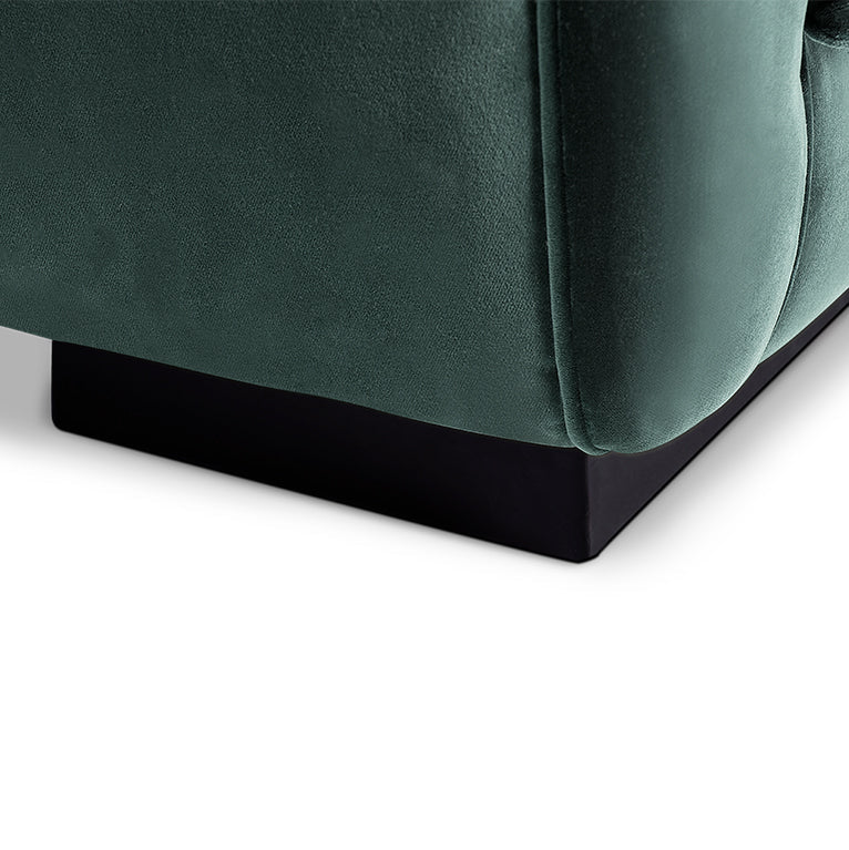 Nau Sofa