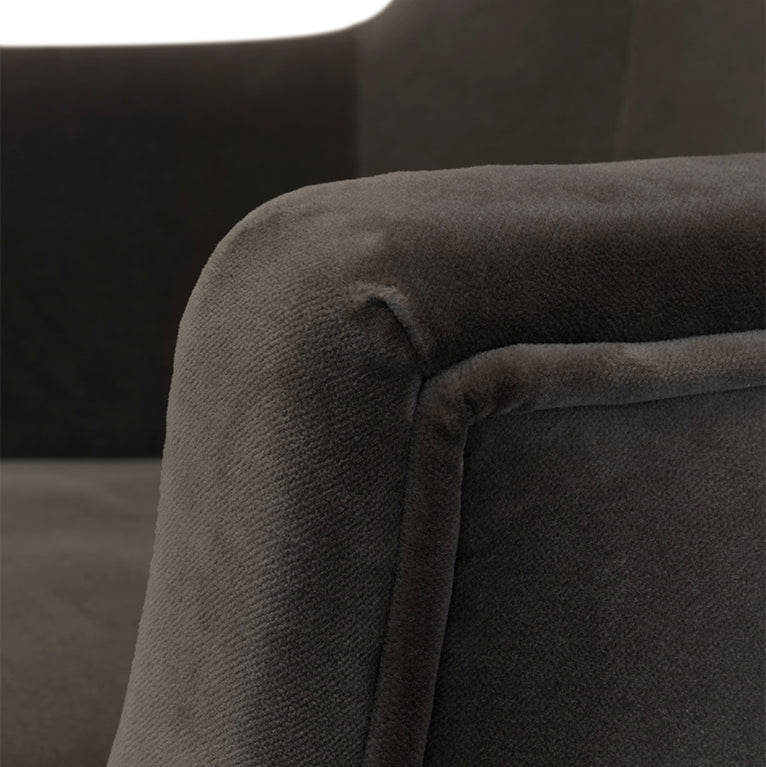 Dukono II Armchair