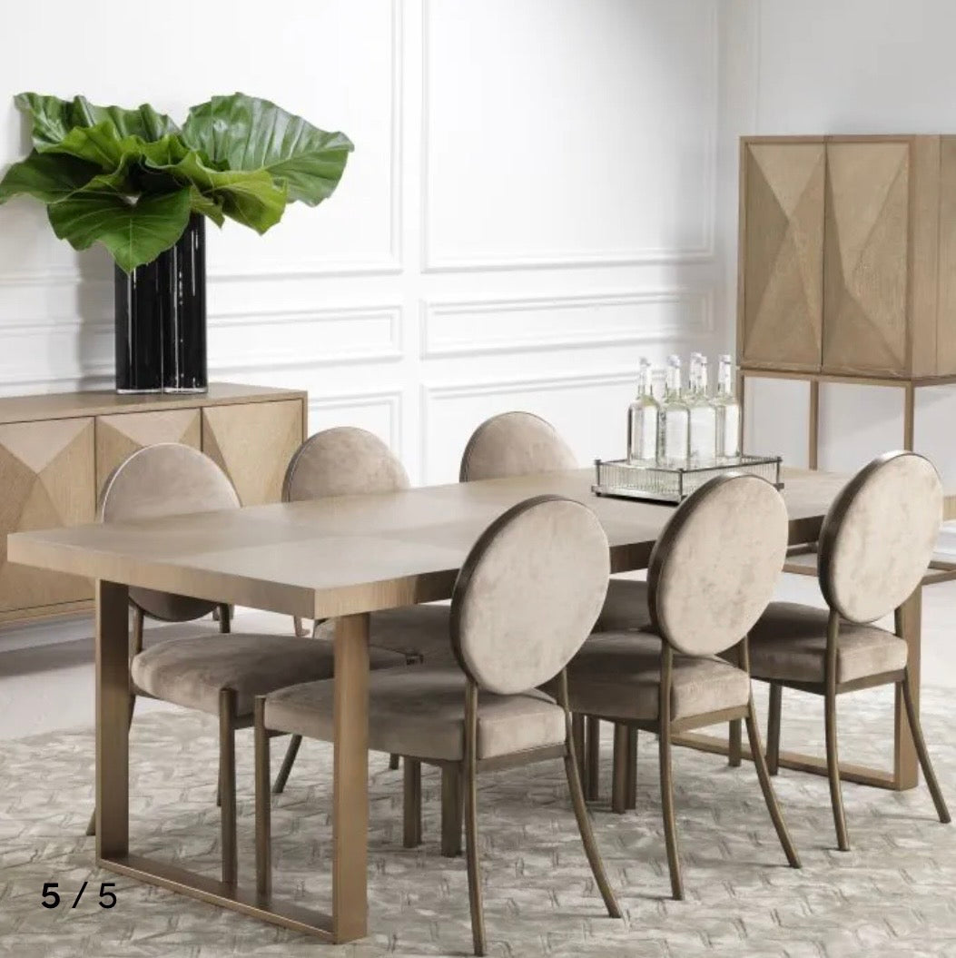 Dining Table Remington