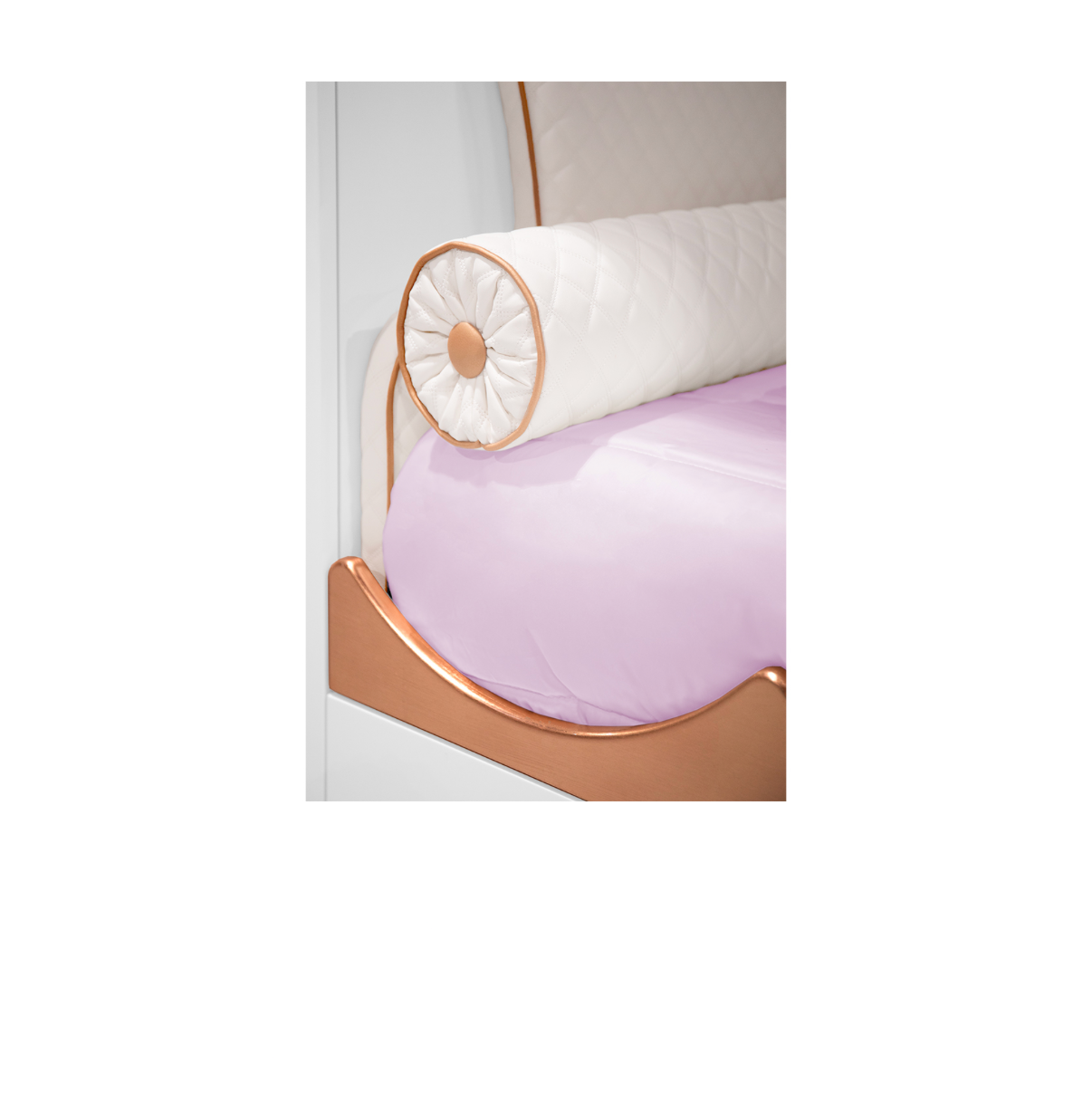 Kings & Queens Castle Bed
