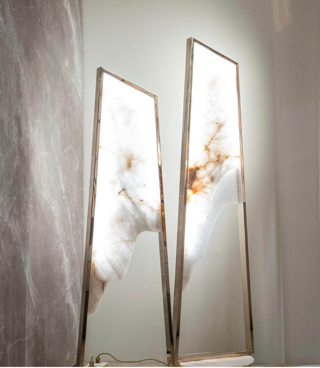 Magna II Floor Lamp