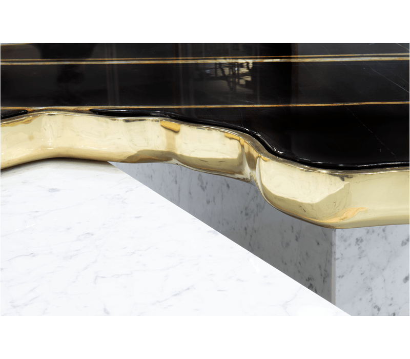 Navarra Center Table