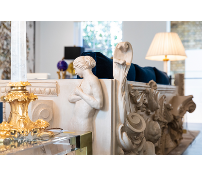 Versailles II Sofa