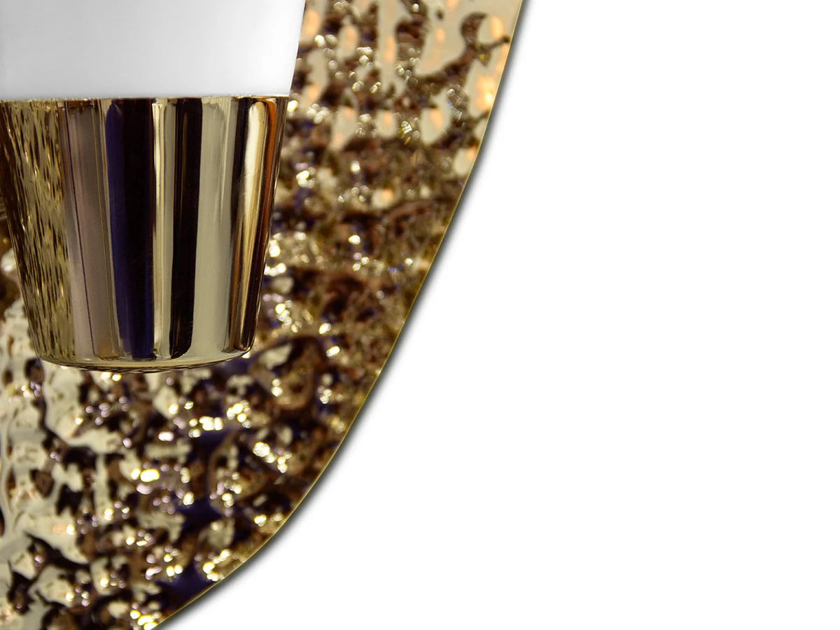 Aruna Wall Lamp by Brabbu