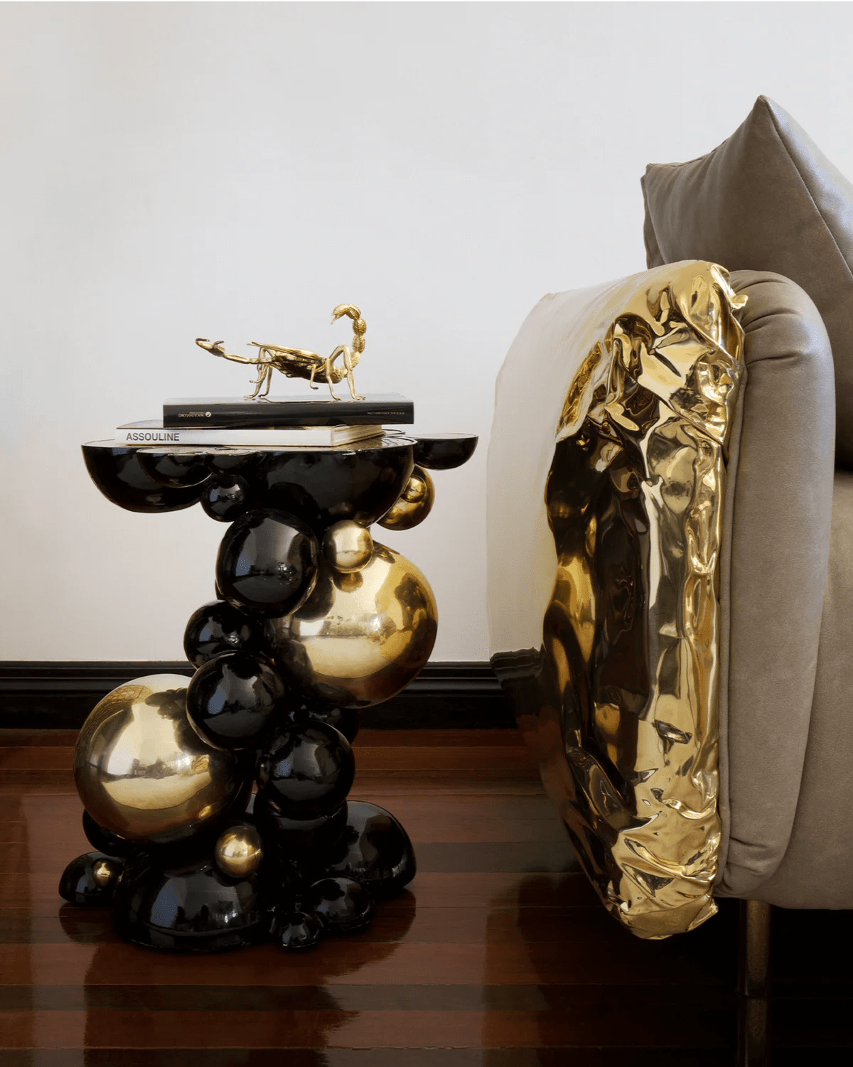 Newton Side Table - Wiggins ChandelierBoca do LoboWiggins ChandelierSide Table